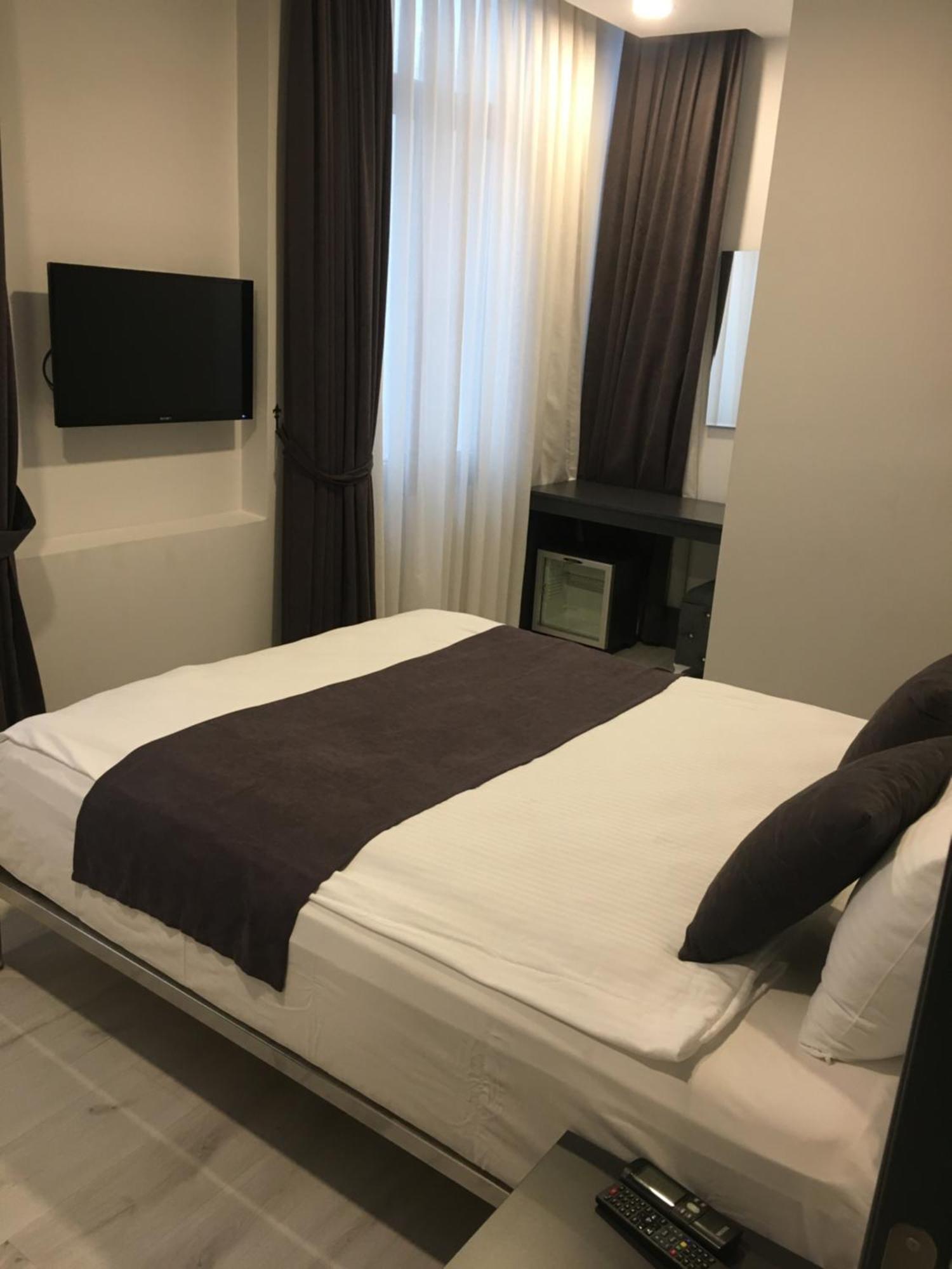 Lime Garden Nocleg ze śniadaniem 2*